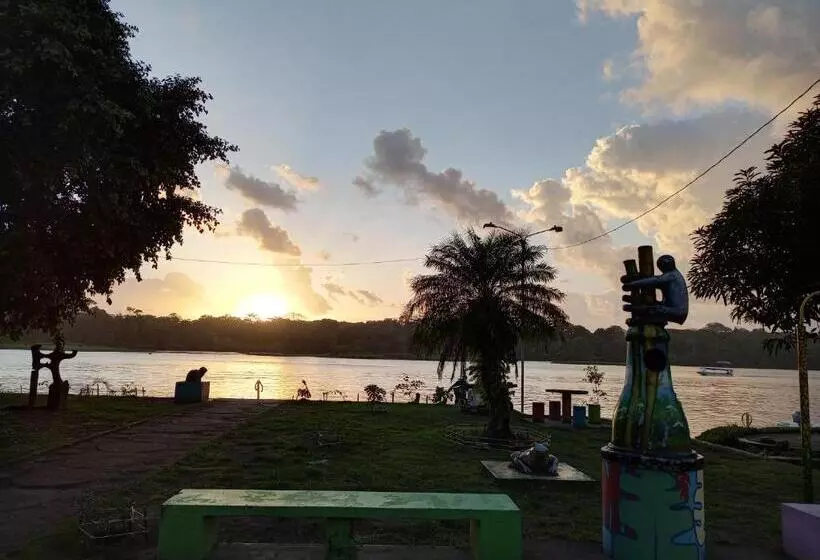 ペンション Caribbean View House