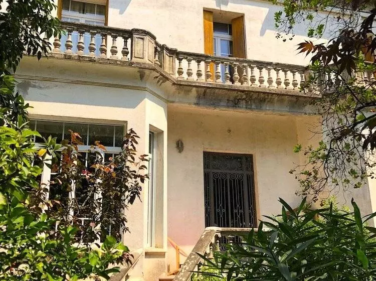 ペンション Les Nuits Pétillantes