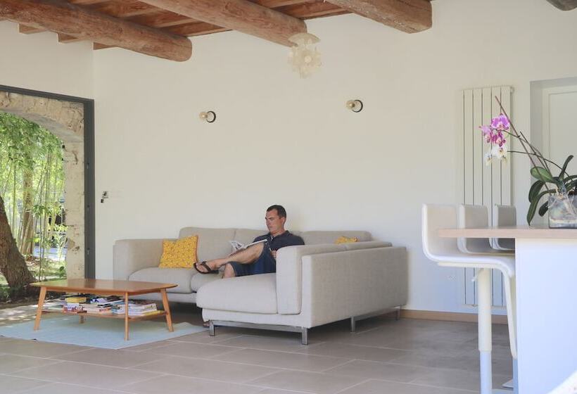 פנסיון Les Nuits Pétillantes