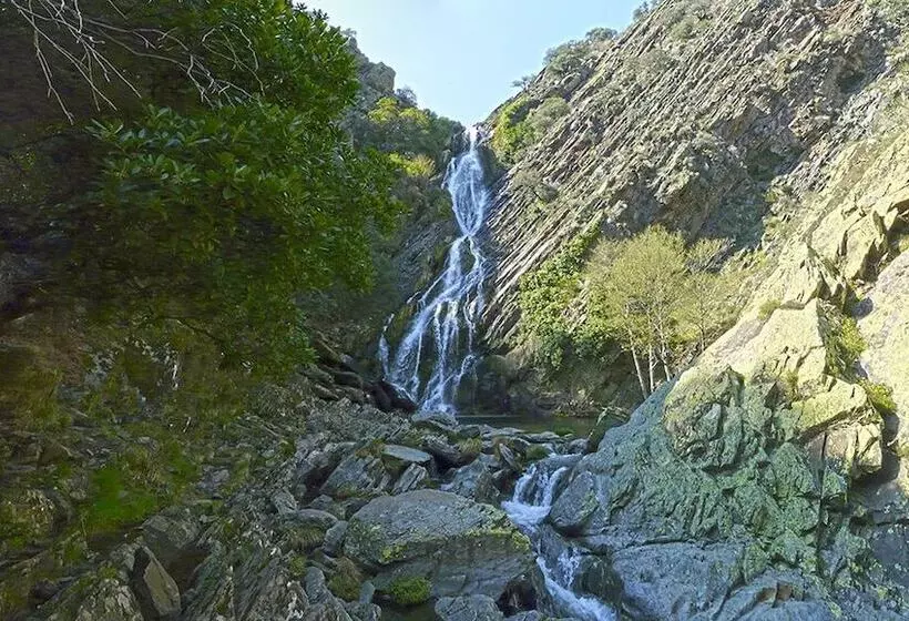 Apartamentos Rurales El Prado