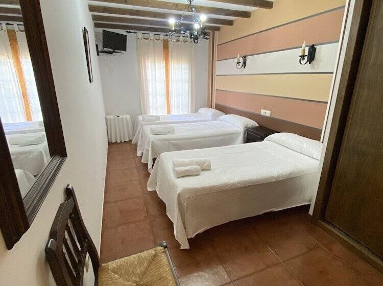 Hostal El Descanso Del Emperador