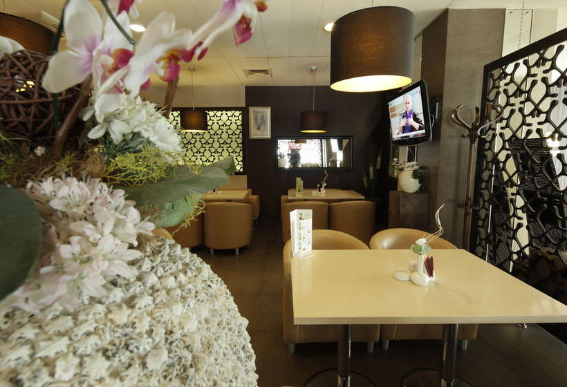 Отель Ramada Domodedovo Moscow