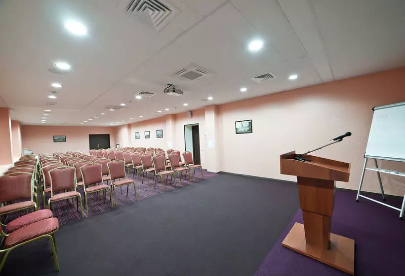 酒店 Ramada Domodedovo Moscow