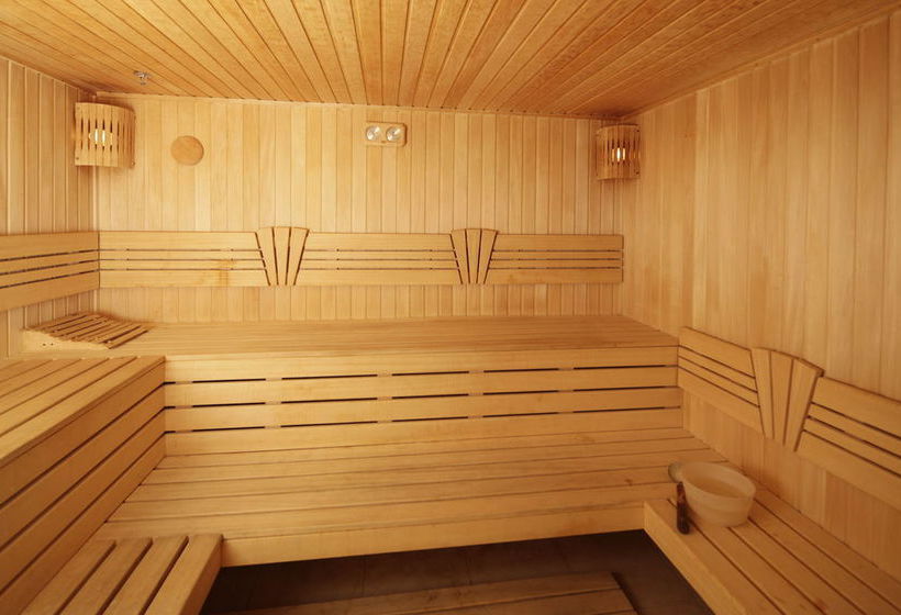 Отель Ramada Domodedovo Moscow