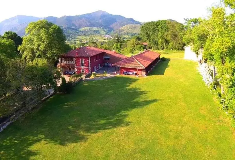 هتل روستایی Rural Coviella
