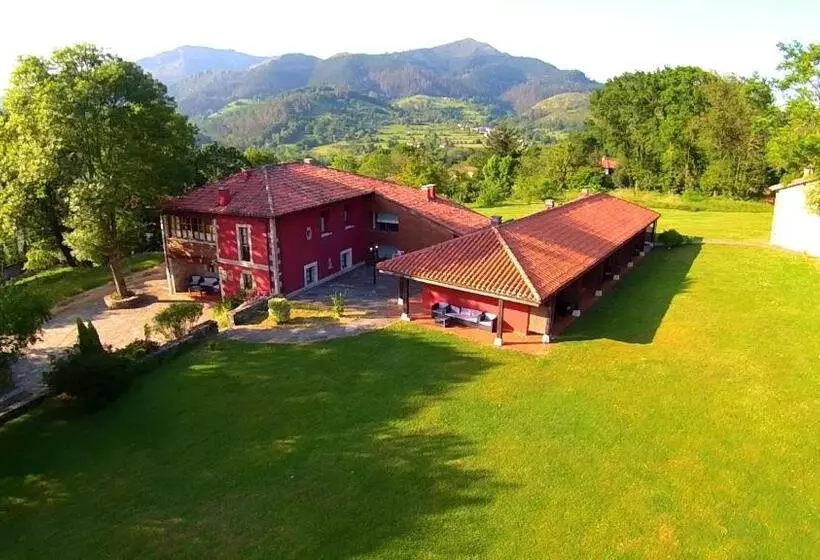 هتل روستایی Rural Coviella