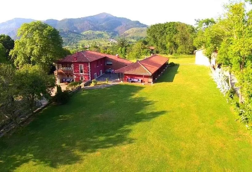 هتل روستایی Rural Coviella