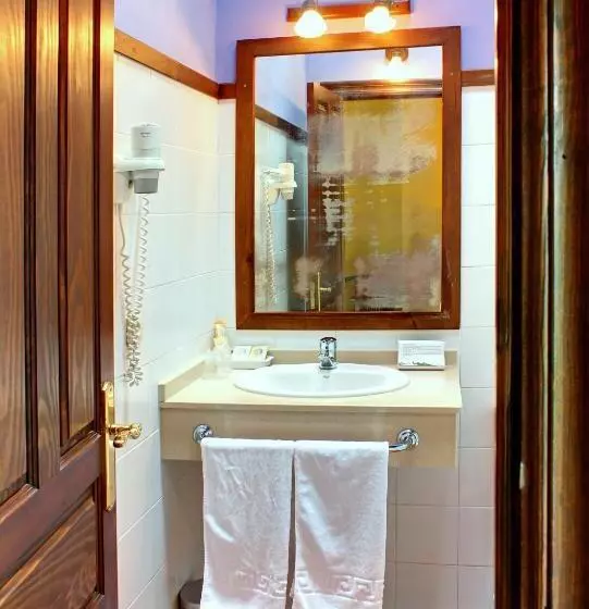 هتل روستایی Rural Coviella