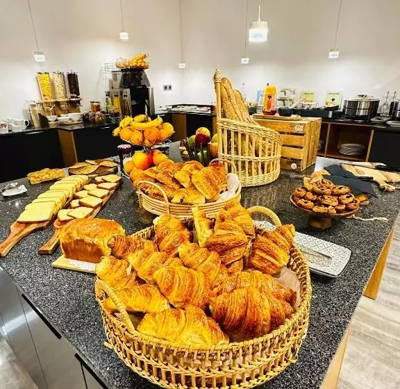 Brit Hotel Paris Orly Rungis