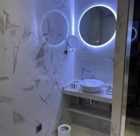 Brit Hotel Paris Orly Rungis