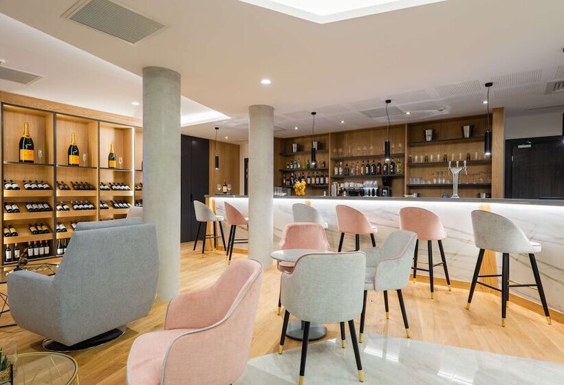 Brit Hotel Paris Orly Rungis