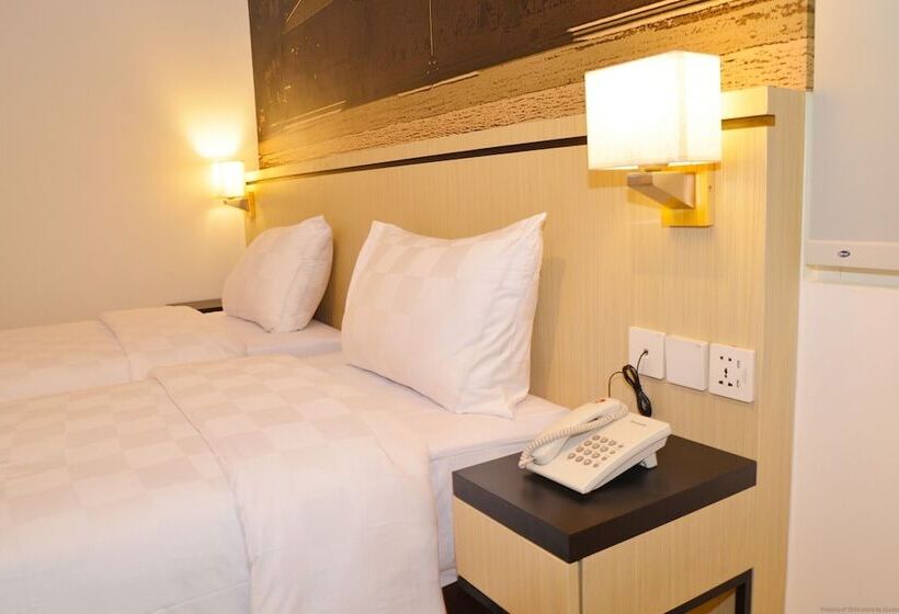 Hotel Fivecord Syariah By Cordela