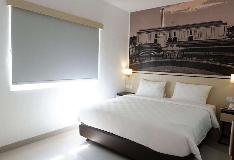 Hotel Fivecord Syariah By Cordela