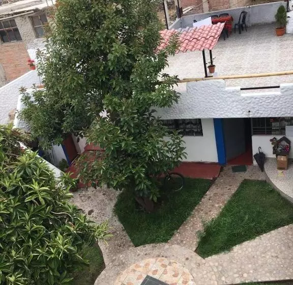 Hotelli Las Palmeras Eco Hostel