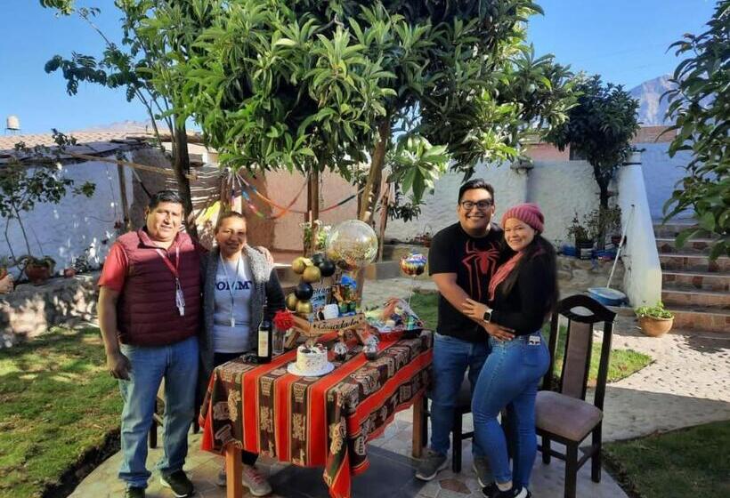 Hotel Las Palmeras Eco Hostel