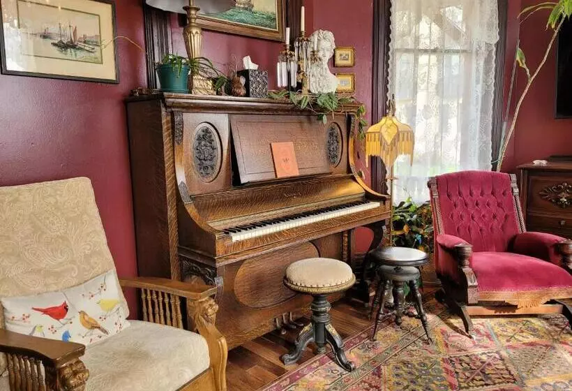 Aamiaismajoitus (B&B) Buffalo Harmony House