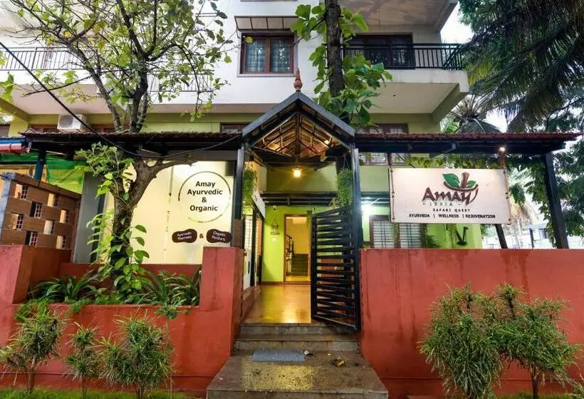 ホテル Safari Quest