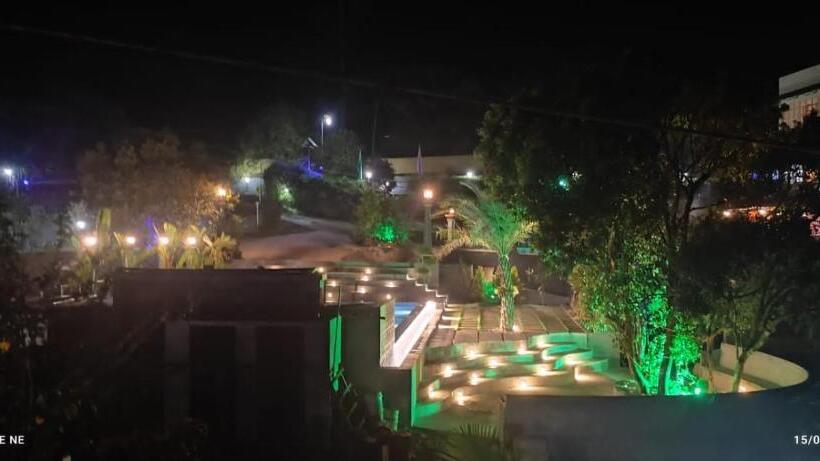 فندق Treehouse Tabor Hills Resort Vagamon