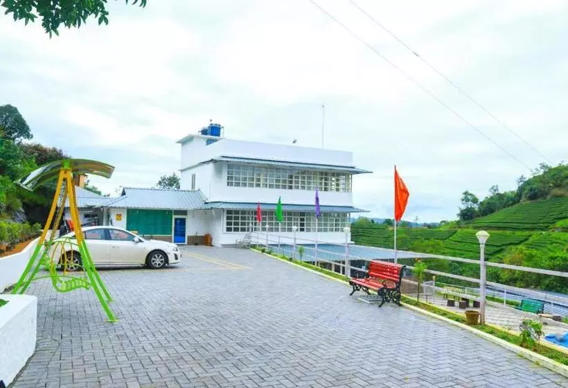 ホテル Treehouse Tabor Hills Resort Vagamon