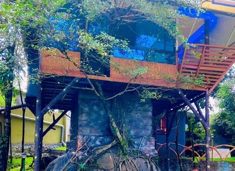ホテル Treehouse Tabor Hills Resort Vagamon