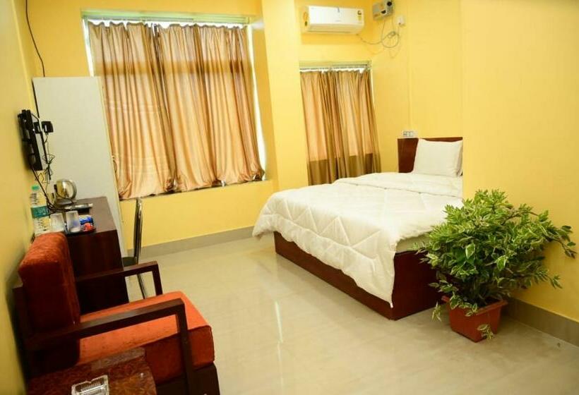 هتل Wings The Pride