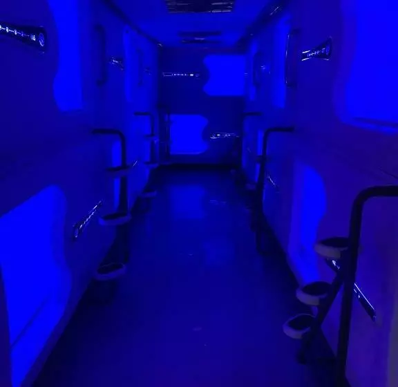 هاستل Cápsulas Descanso Terminal