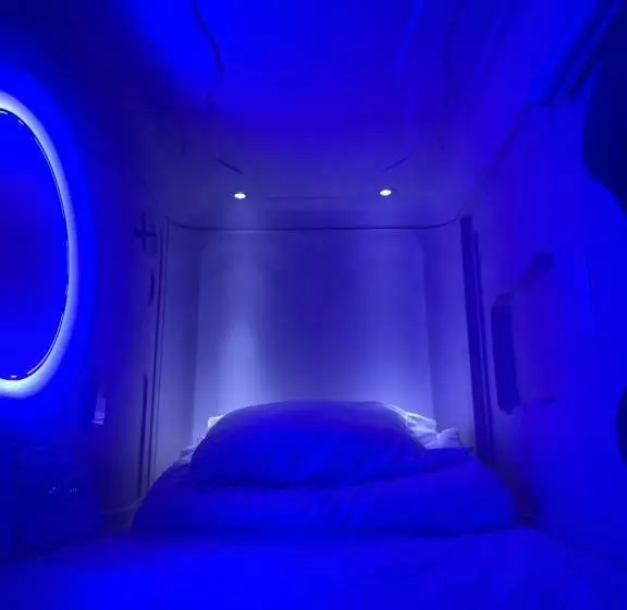 هاستل Cápsulas Descanso Terminal