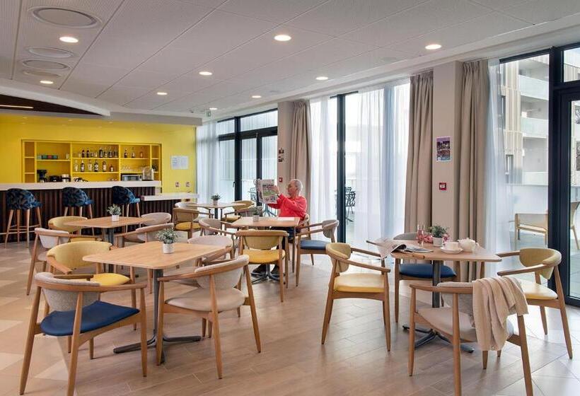 Domitys   Manoir Maison Douaud