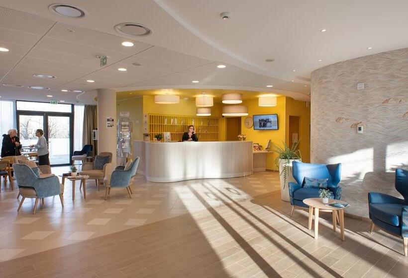 Domitys   Manoir Maison Douaud