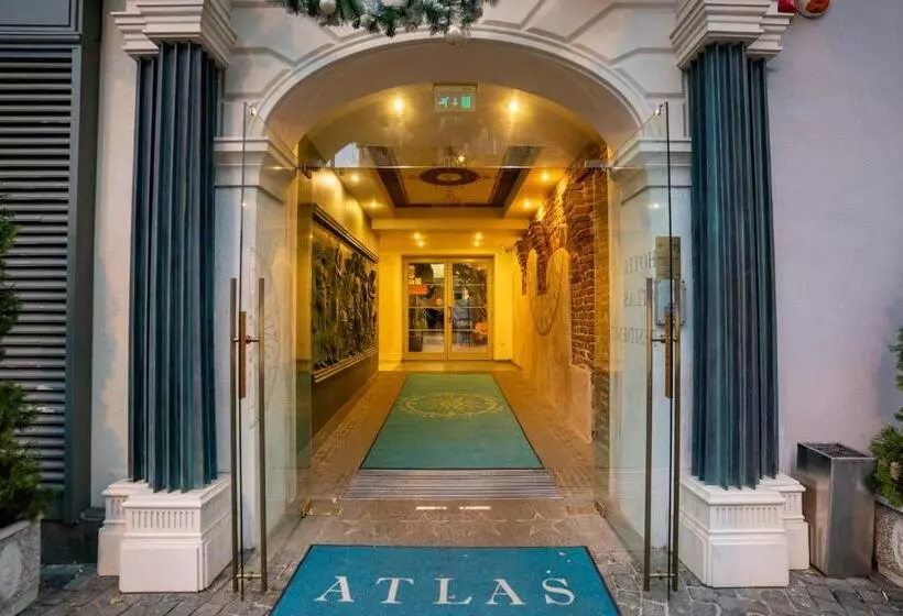 هتل Atlas