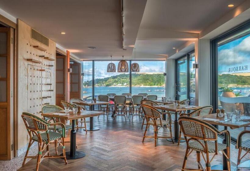 Harbour Beach Club, Hotel & Spa