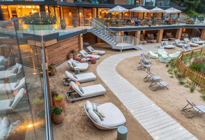 Harbour Beach Club, Hotel & Spa