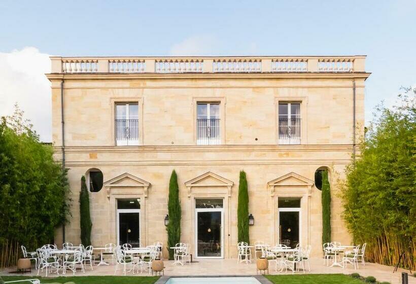 Отель Hôtel Maison Pavlov Restaurant & Spa