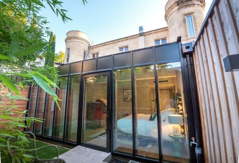 Отель Hôtel Maison Pavlov Restaurant & Spa