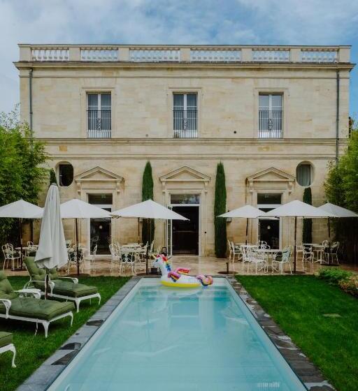 Отель Hôtel Maison Pavlov Restaurant & Spa