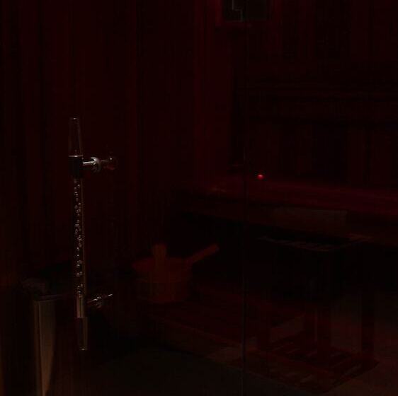 Отель Hôtel Maison Pavlov Restaurant & Spa