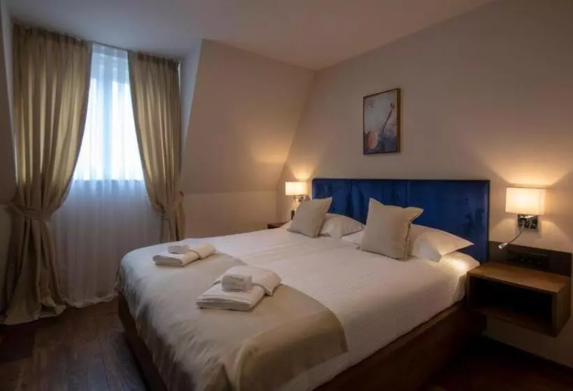 هتل Resort Una Park
