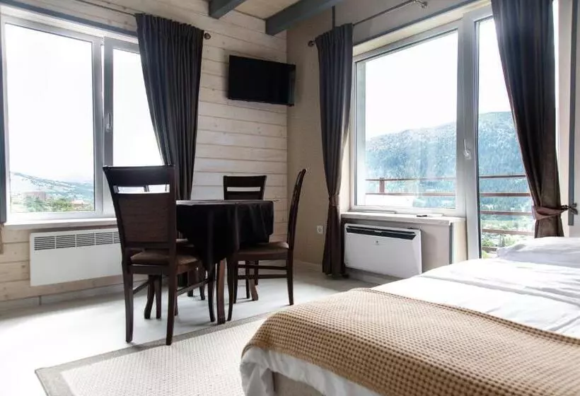 Majatalo садиба кичера Gold