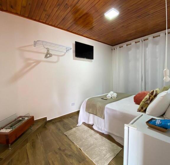 پانسیون Villaggio Cascate