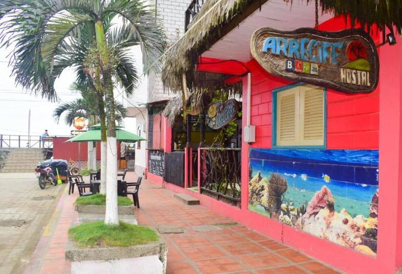 호스텔 Arrecife Montañita Hostal