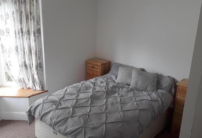 Blue Room Hostel Newquay