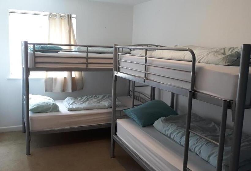 Blue Room Hostel Newquay