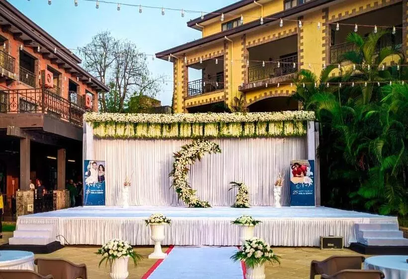 Discover Resorts   Karjat