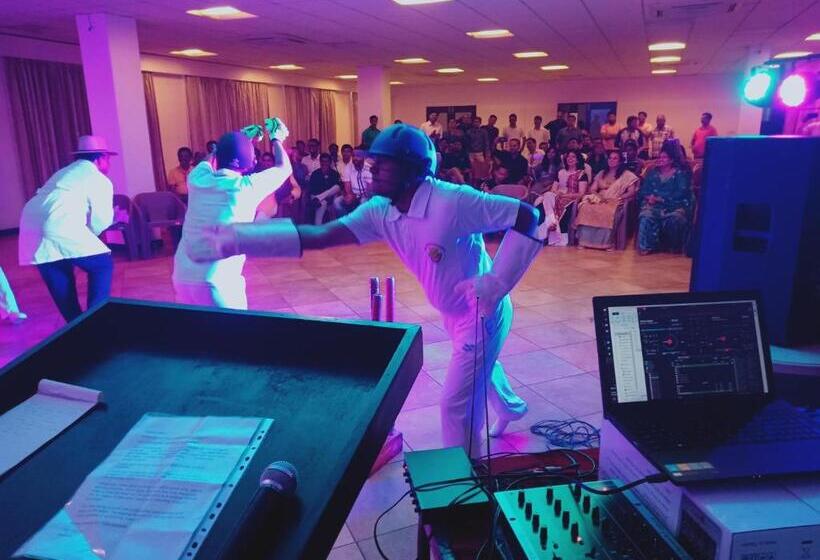 Discover Resorts Karjat