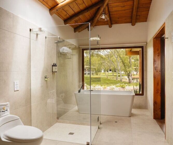 Ensenada Hotel Y Campo Asociado Casa Andina