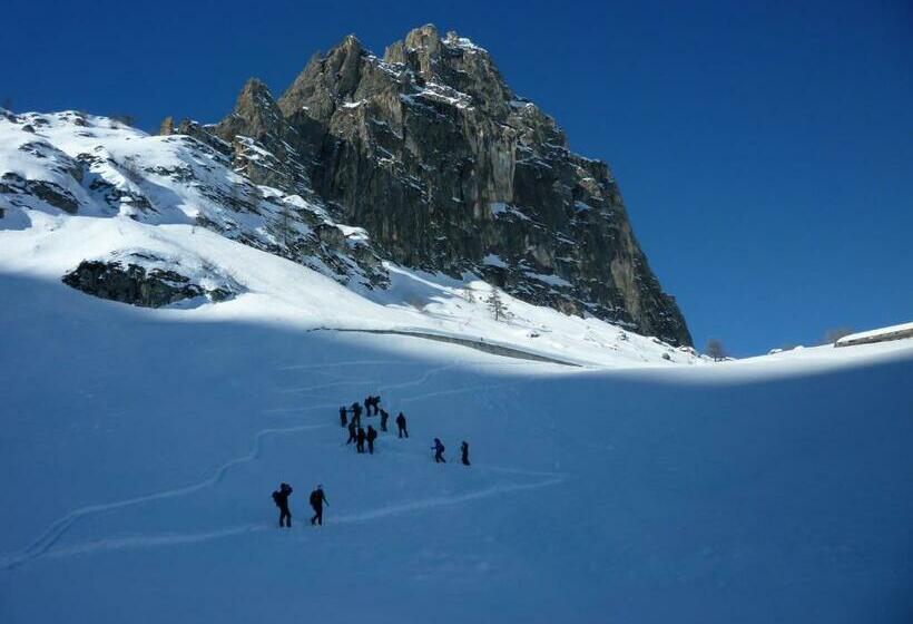 Отель Albergo La Pace