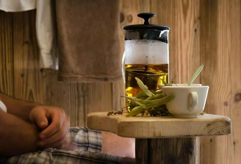 Hotelli Albergo La Pace