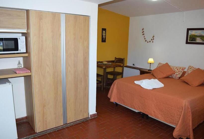 Hotel Los Sauces Posada