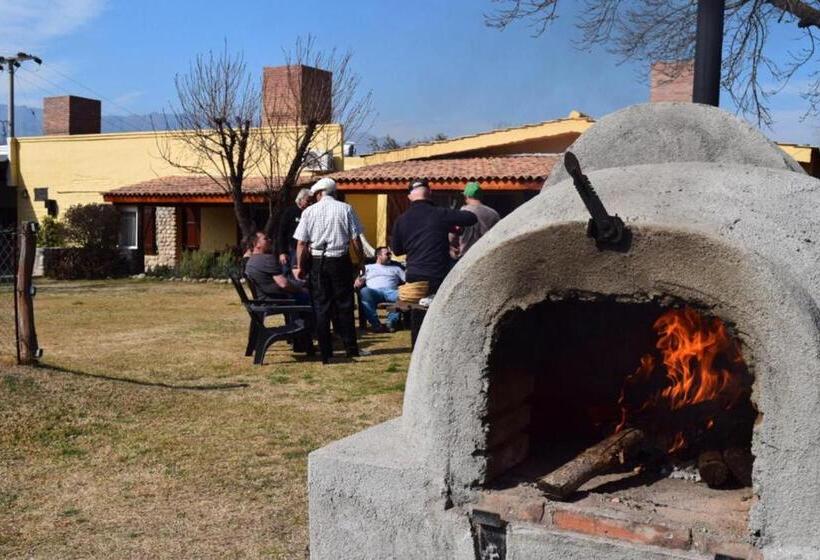 Hotel Los Sauces Posada