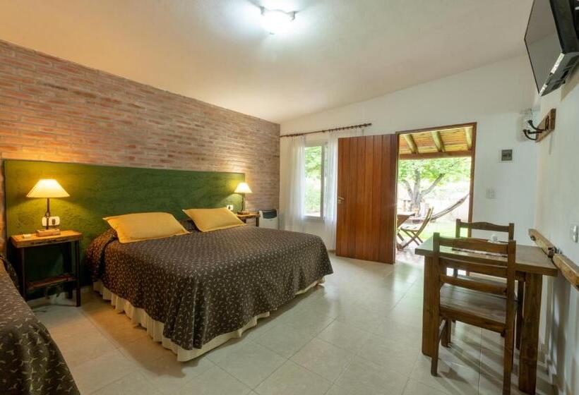 Hotel Los Sauces Posada